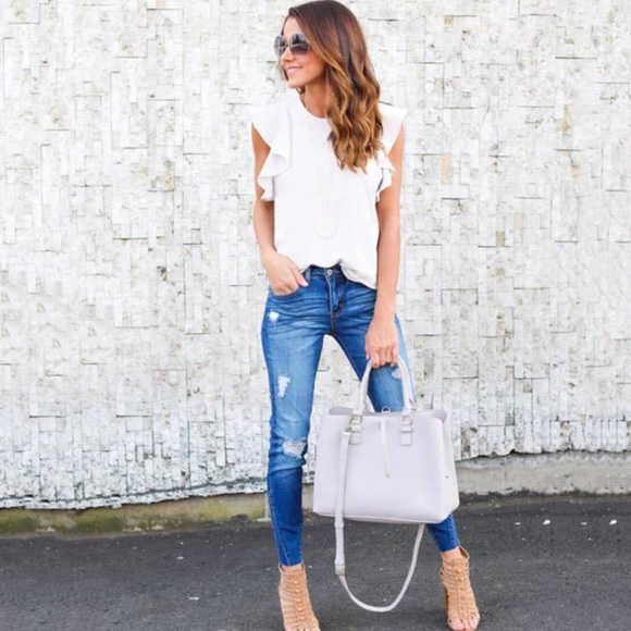 5 STAR ⭐️ New Ruffle Sleeve Blouse Tee Spring Top - Picture 3 of 8